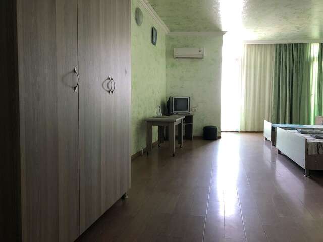 Отель M-Palace Hotel Батуми-19