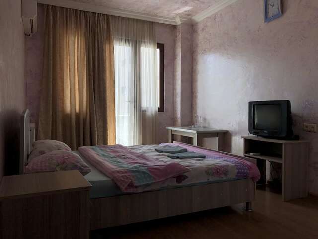 Отель M-Palace Hotel Батуми-27
